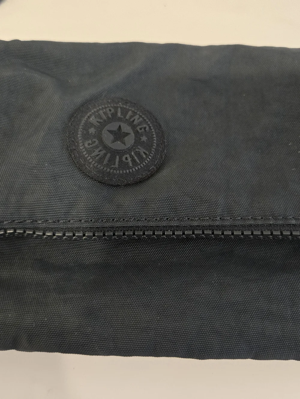Kipling Black Canvas Zip Wristlet Purse Clutch Many Compartments 8 X 5